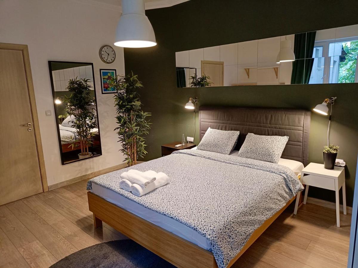 Newly Refurbished Apartment In The City Center Sofie Exteriér fotografie