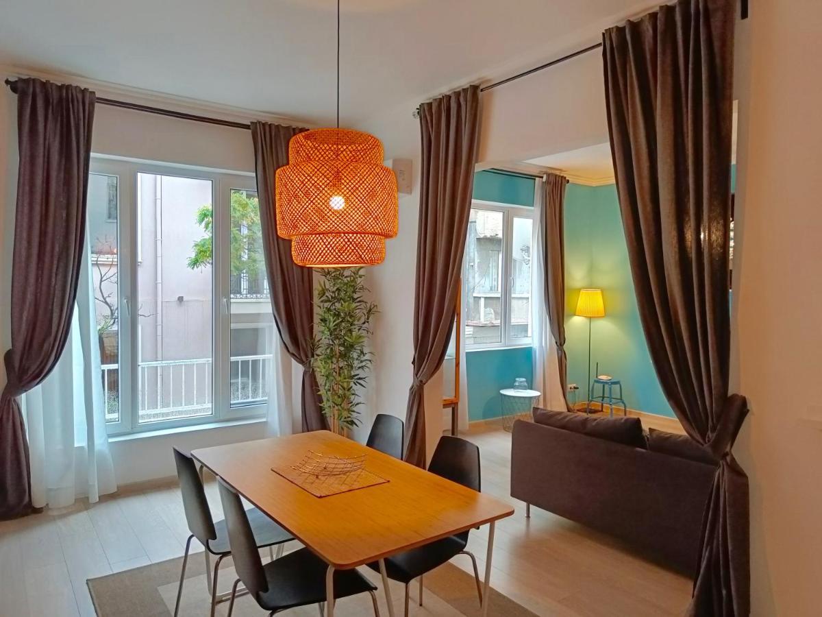 Newly Refurbished Apartment In The City Center Sofie Exteriér fotografie